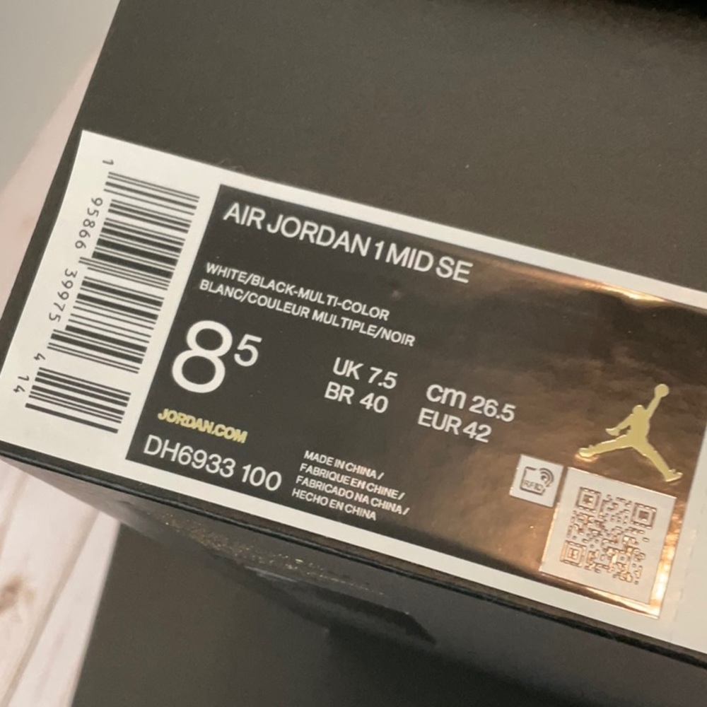 AIR JORDAN 1 MID MENS DIAMOND SHORTS - Picture 6 of 7